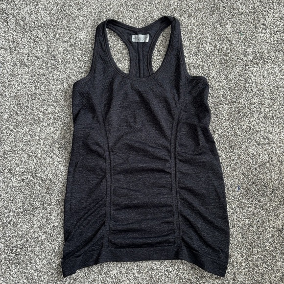 ATHLETA FAST TRACK RUCHED SEAMLESS CHARCOAL GRAY TANK TOP~SMALL - Picture 2 of 5